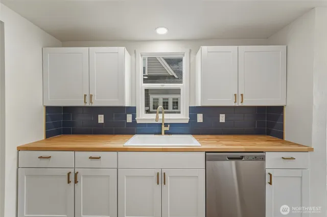 $419,000 | 564 South 1st Avenue, Walla Walla, WA 99362