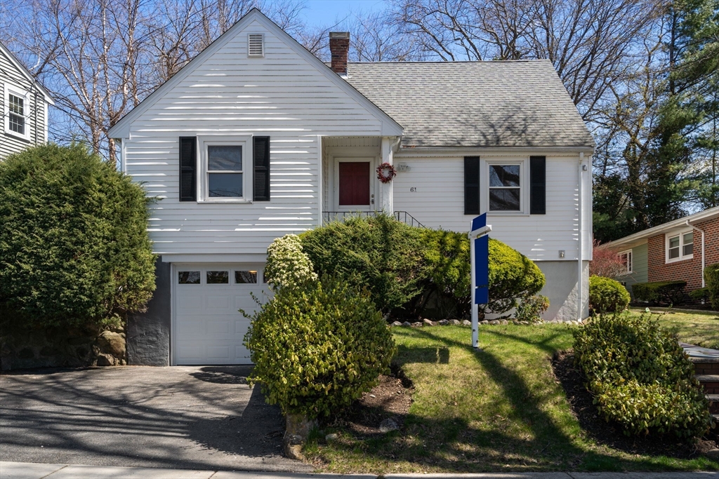 61 Oakley Road Watertown, MA 02472 - Photo 1 of 15 Gallery Image 1