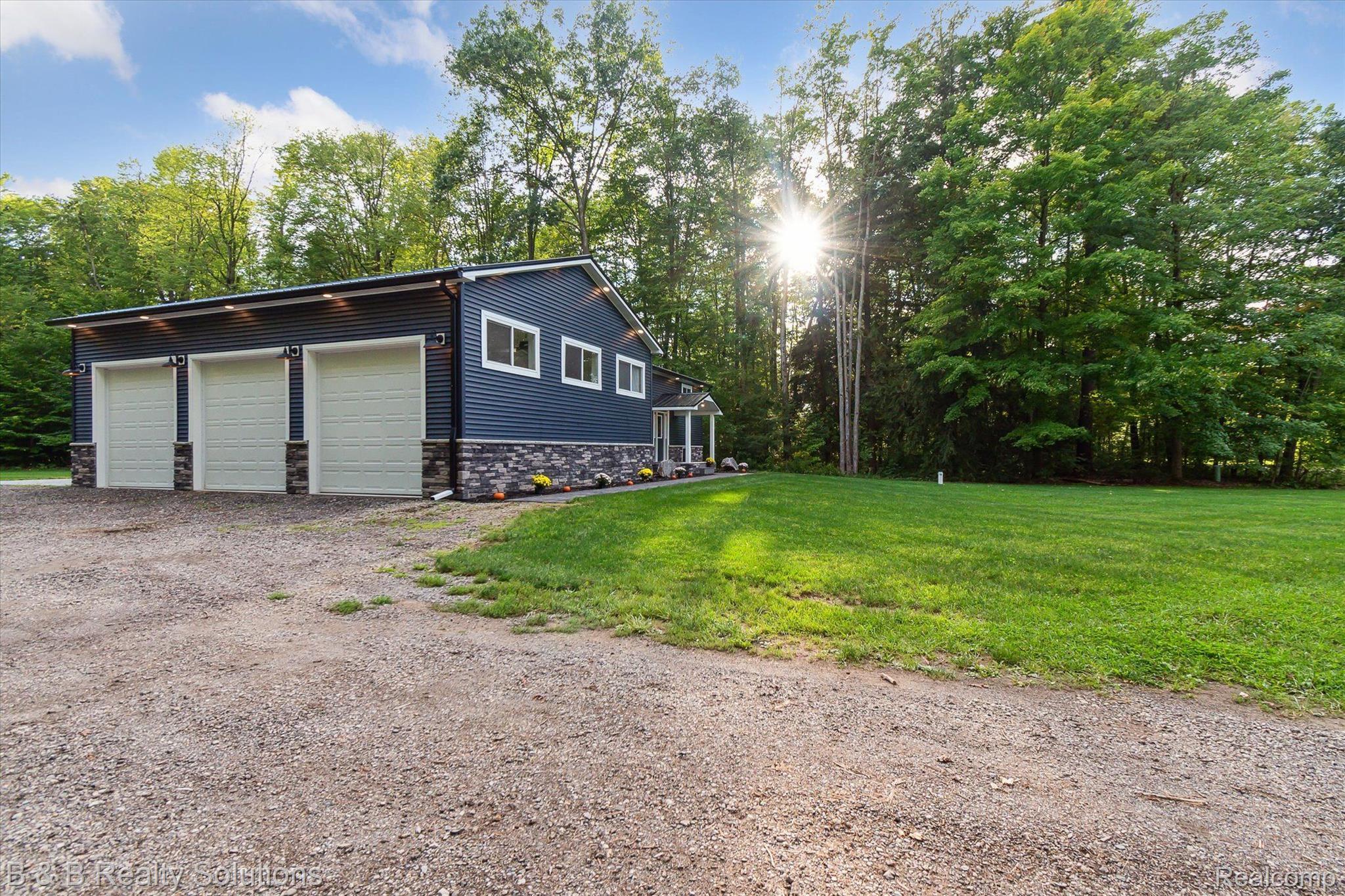 557 Barnes Lake Road Columbiaville, MI 48421 - Photo 46 of 64 Gallery Image 46