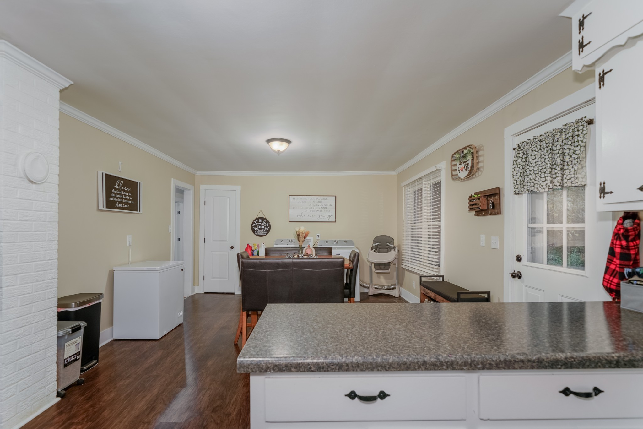 258 East Prospect Road Fayetteville, TN 37334 - Photo 16 of 26 a living room with furniture and wooden floor