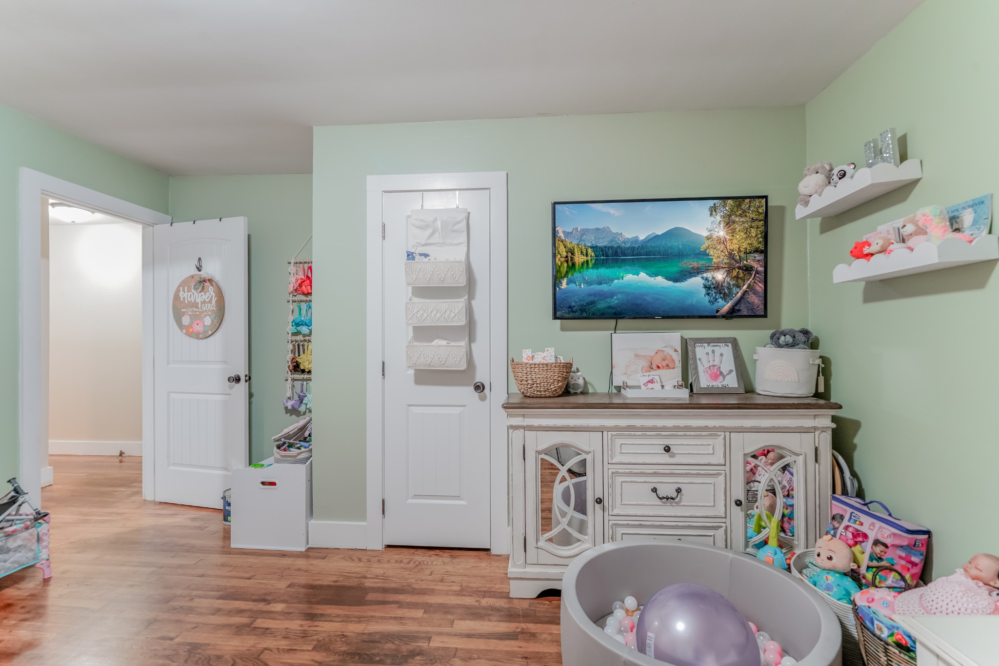 258 East Prospect Road Fayetteville, TN 37334 - Photo 24 of 26 a view of a room with toys and wooden floor
