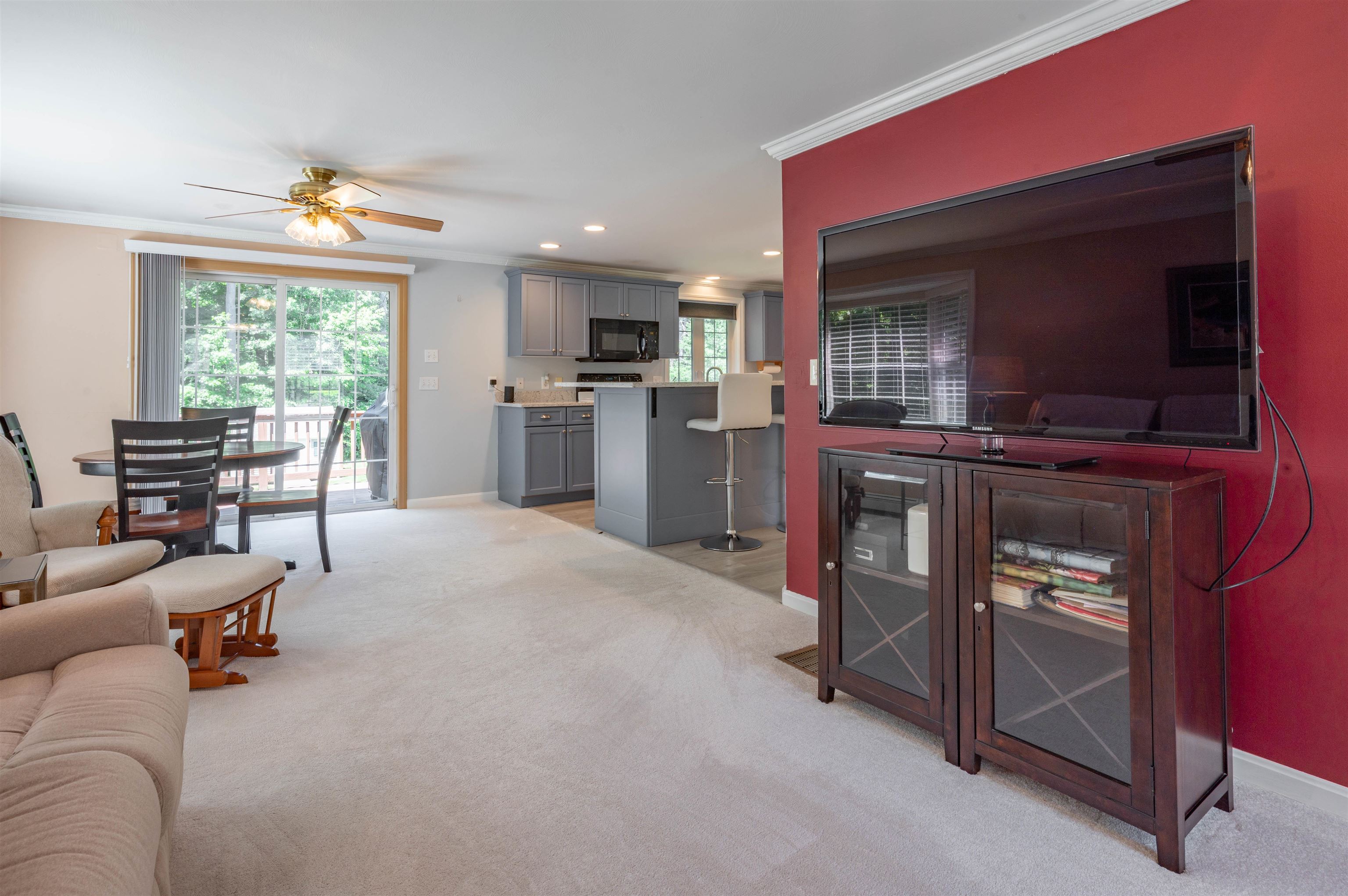 10 Golden Brook Road Windham, NH 03087 - Photo 14 of 43