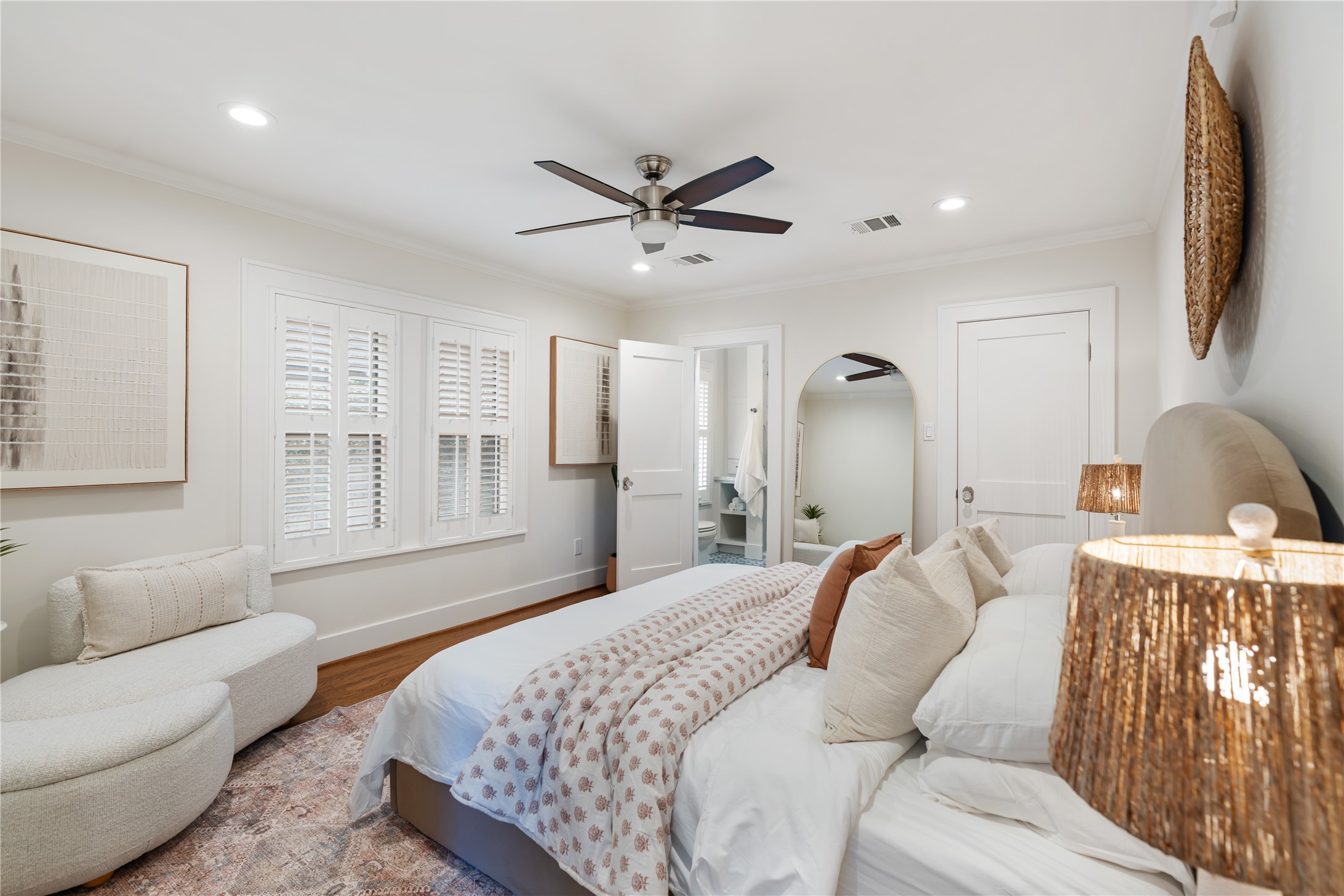 1111 Le Green Street Houston, TX 77009 - Photo 5 of 37