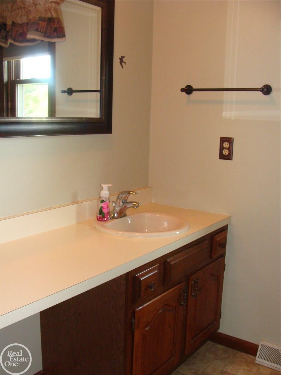 5084 Wixson Road Avoca, MI 48006 - Photo 43 of 51