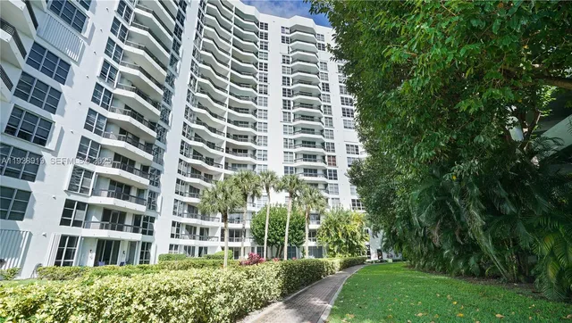 $389,000 | 3600 Mystic Pointe Drive, Unit 115, Aventura, FL 33180