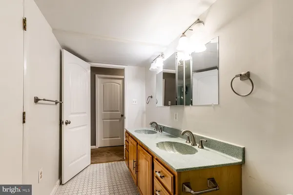 $3,200 | 847 Harbor View Terrace, Annapolis, MD 21409
