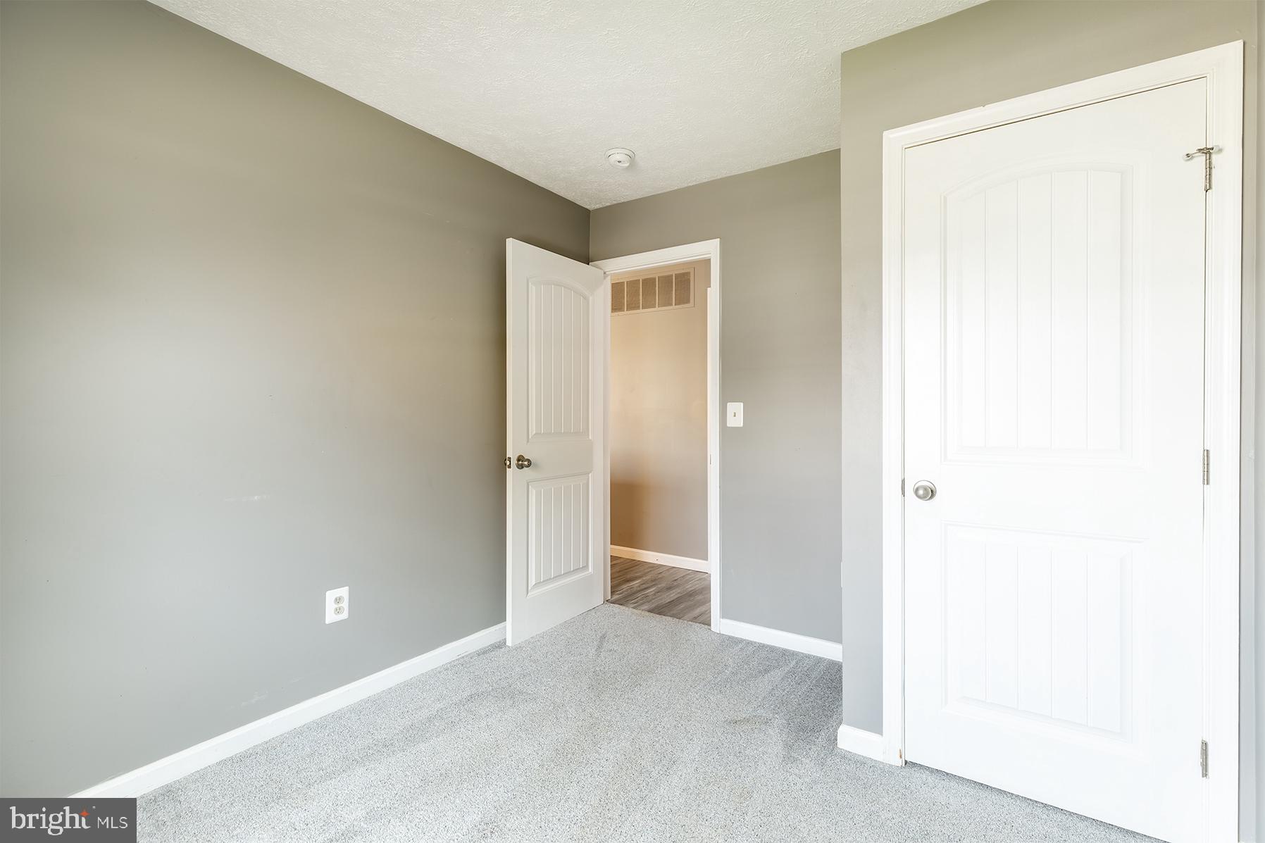 847 Harbor View Terrace Annapolis, MD 21409 - Photo 7 of 42 a view of an empty room