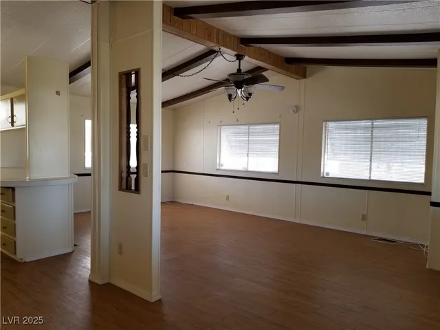 $1,350 | 252 Navajo Drive, Henderson, NV 89015