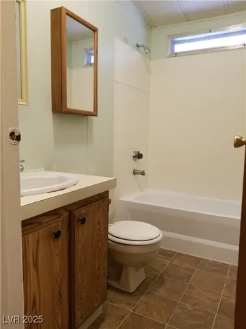 $1,350 | 252 Navajo Drive, Henderson, NV 89015