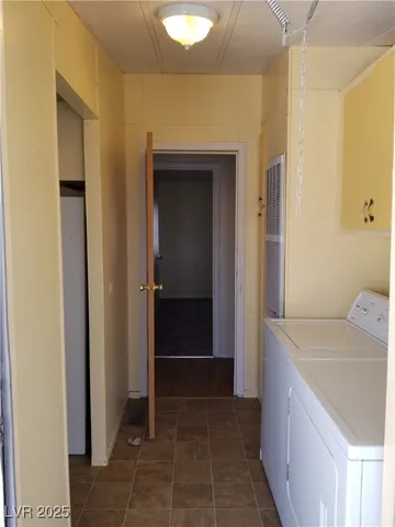 $1,350 | 252 Navajo Drive, Henderson, NV 89015