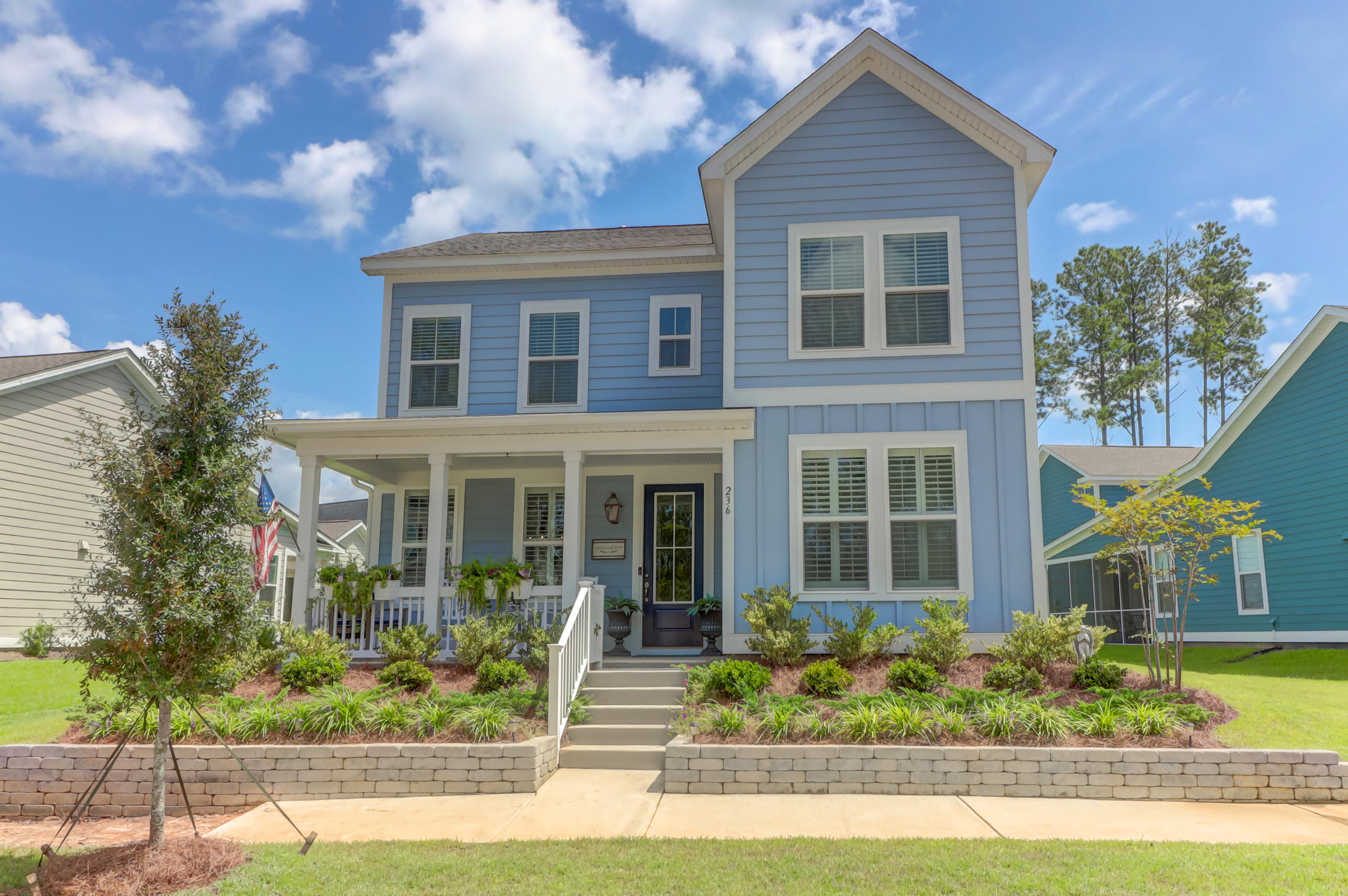 236 Oak View Way Summerville, SC 29483 - Photo 1 of 89 236 Oak View (4)