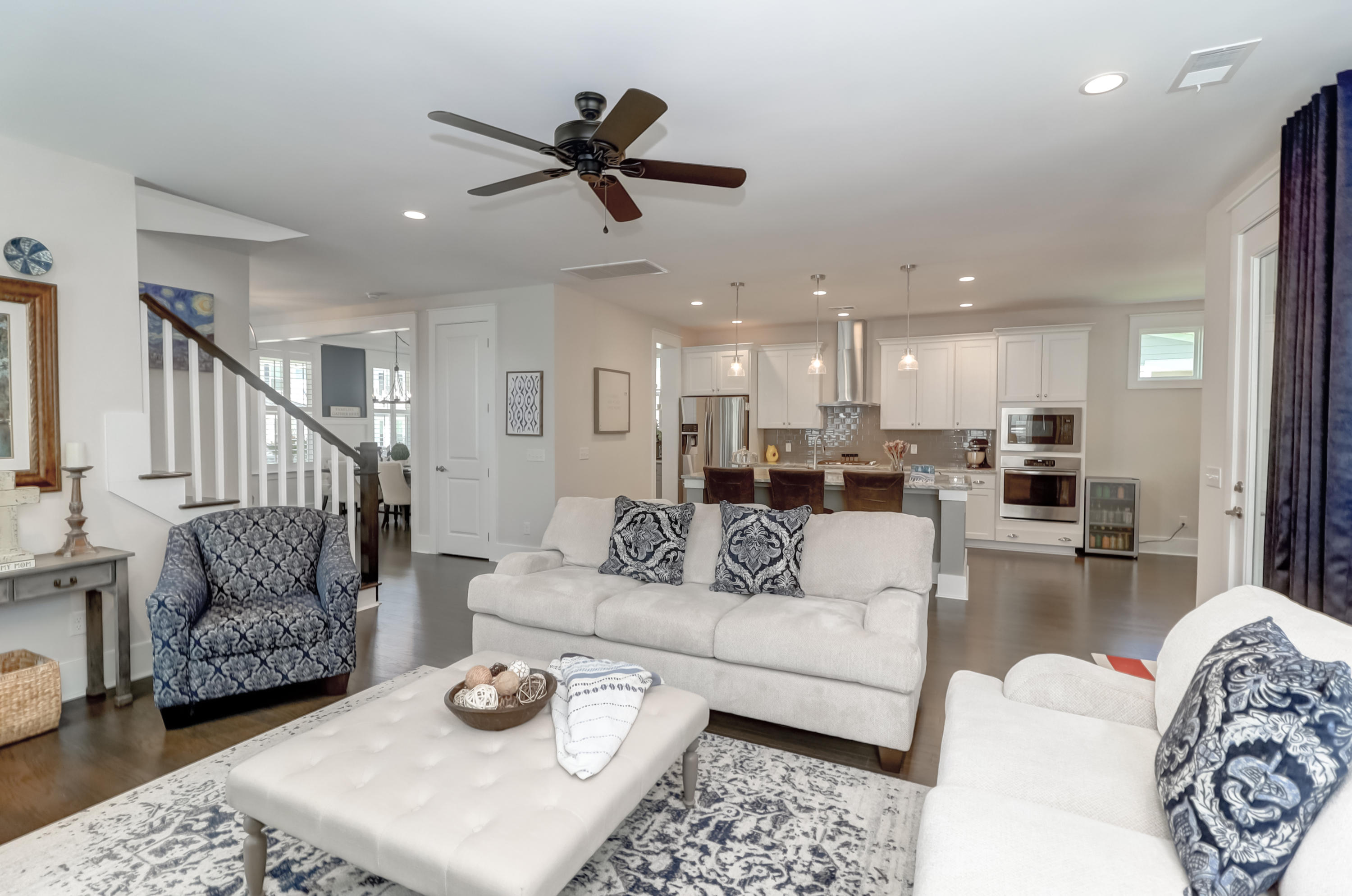 236 Oak View Way Summerville, SC 29483 - Photo 14 of 89 236 Oak View (40)