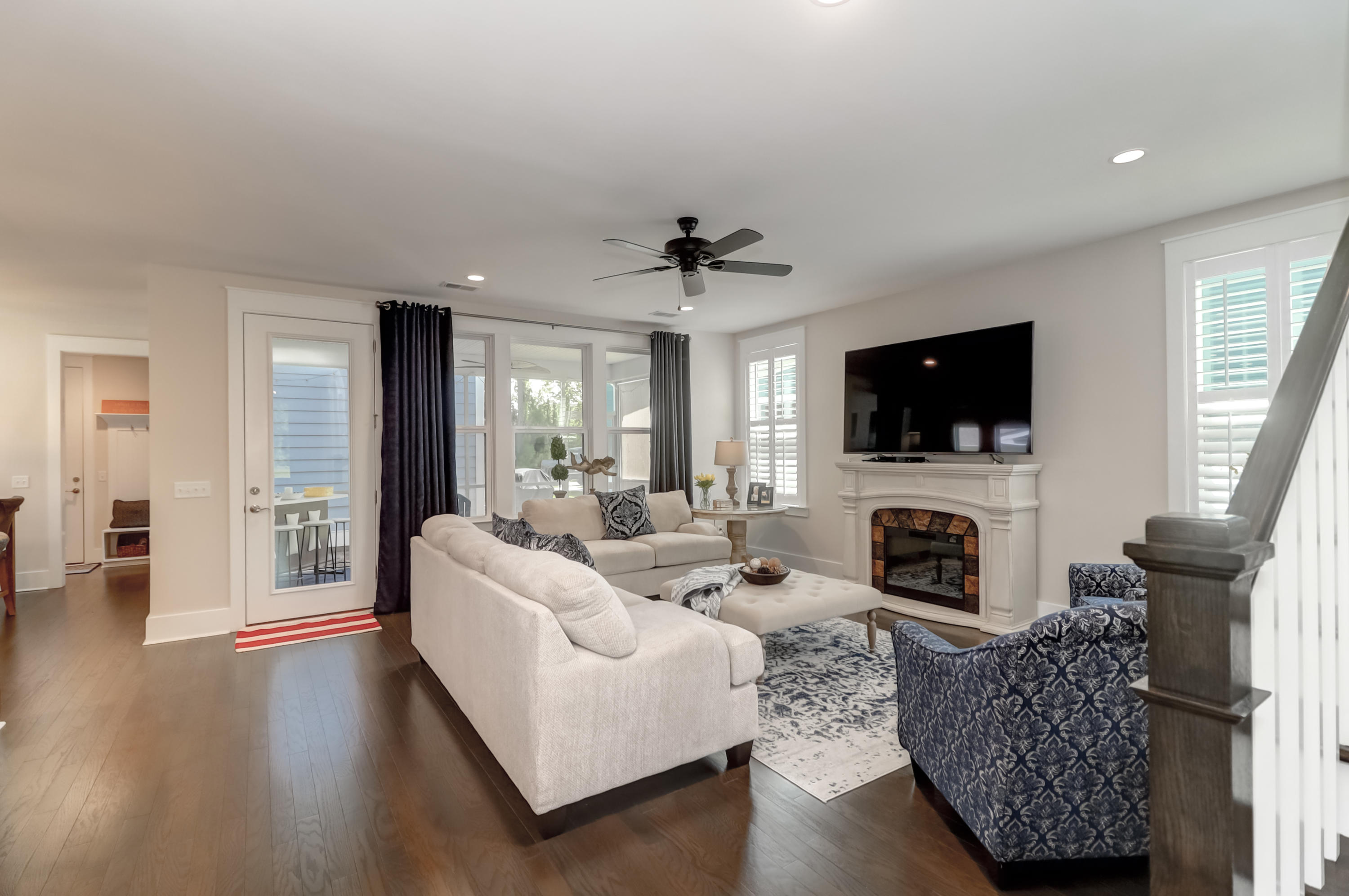 236 Oak View Way Summerville, SC 29483 - Photo 15 of 89 236 Oak View (34)