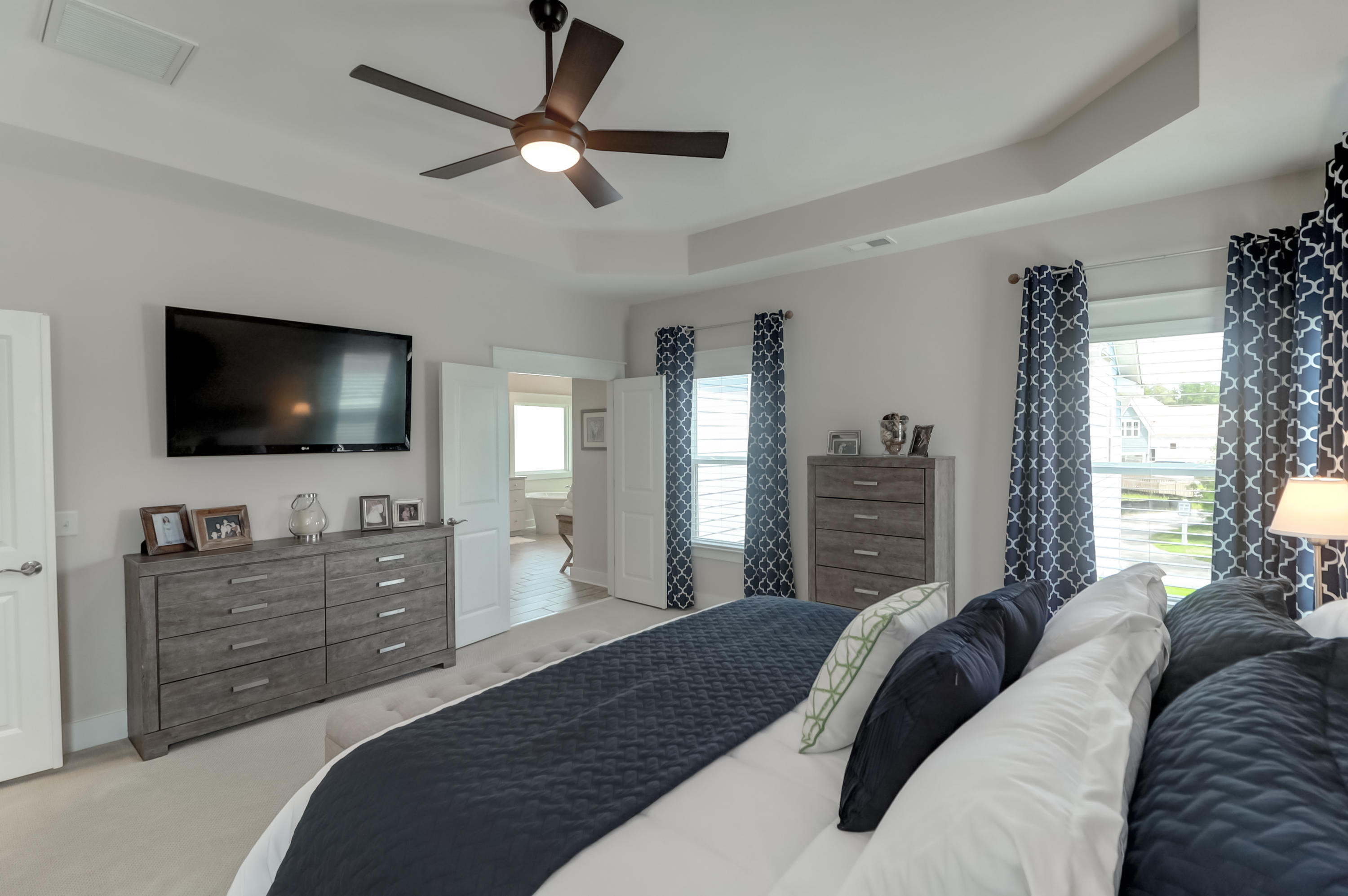 236 Oak View Way Summerville, SC 29483 - Photo 26 of 89 master suite