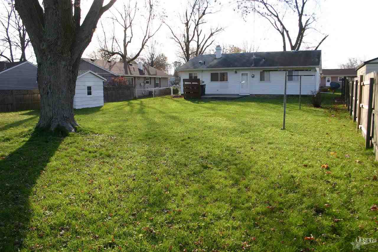 1936 Maplewood Road Fort Wayne, IN 46819 - Photo 8 of 19