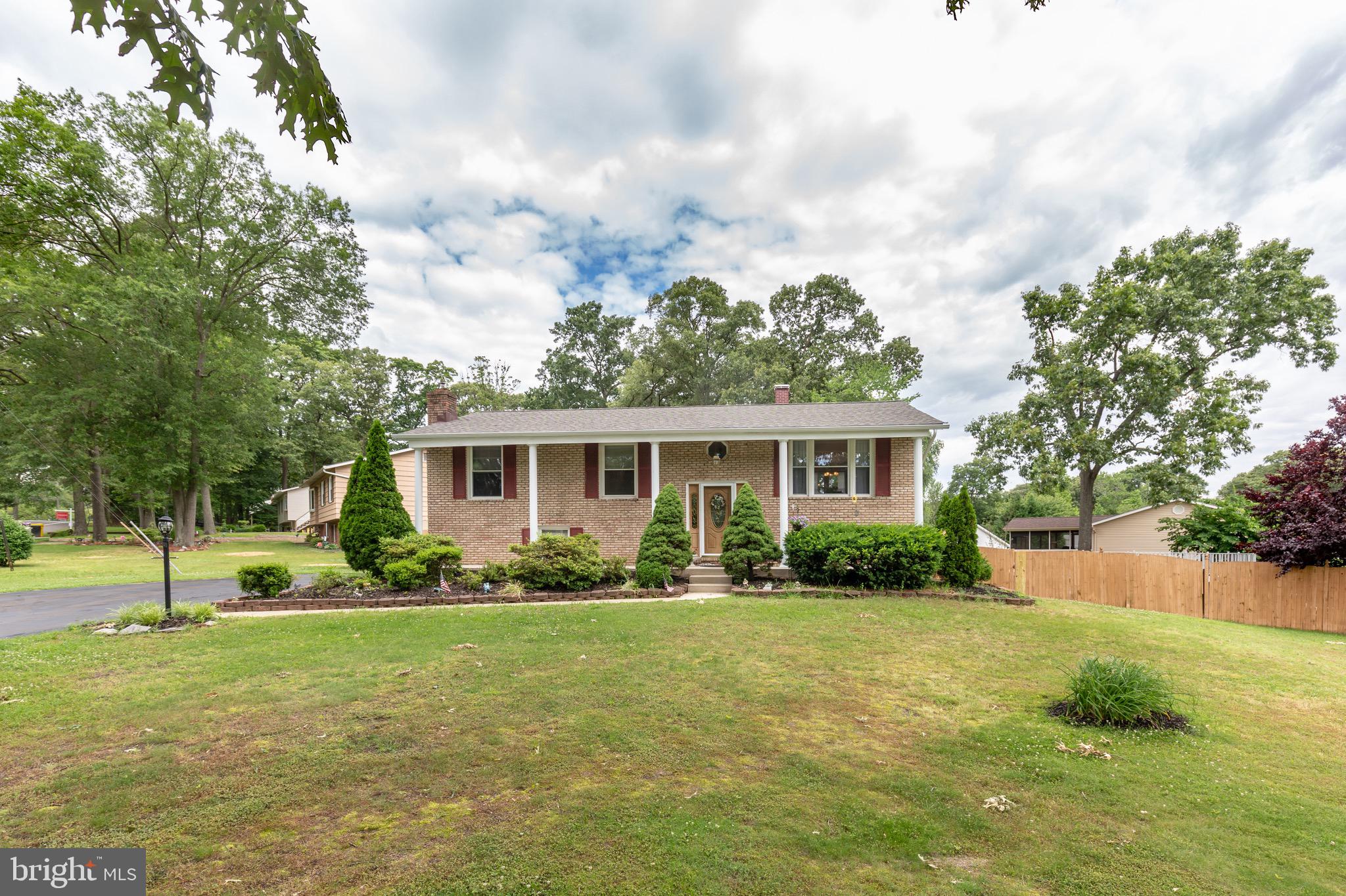 1578 Long Point Road Pasadena, MD 21122 - Photo 4 of 48 Nicely situated on corner lot