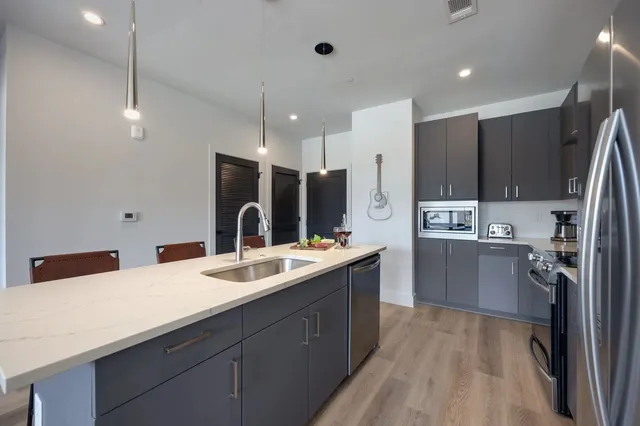 $2,495 | 303 31st Avenue North, Unit 504, Nashville, TN 37203