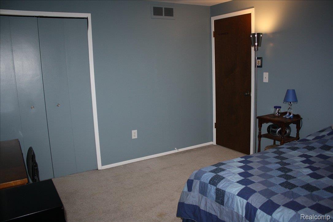 42411 Hanford Road Canton, MI 48187 - Photo 7 of 33 hanford14