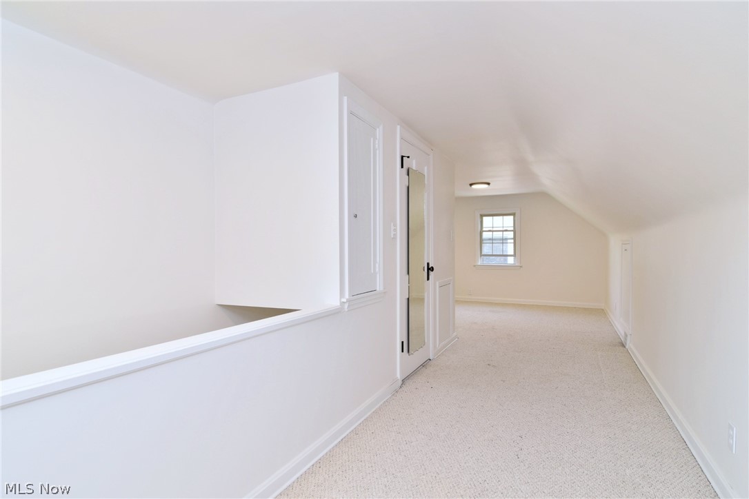 2564 Fenwick Road Cleveland, OH 44118 - Photo 34 of 46 Third Floor - carpet flooring and lofted ceiling