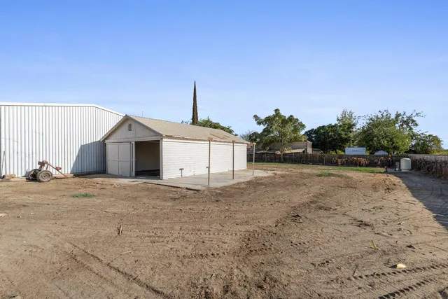 $475,000 | 25 West Dinuba Avenue, Fresno, CA 93706