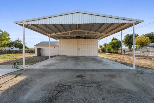 $475,000 | 25 West Dinuba Avenue, Fresno, CA 93706