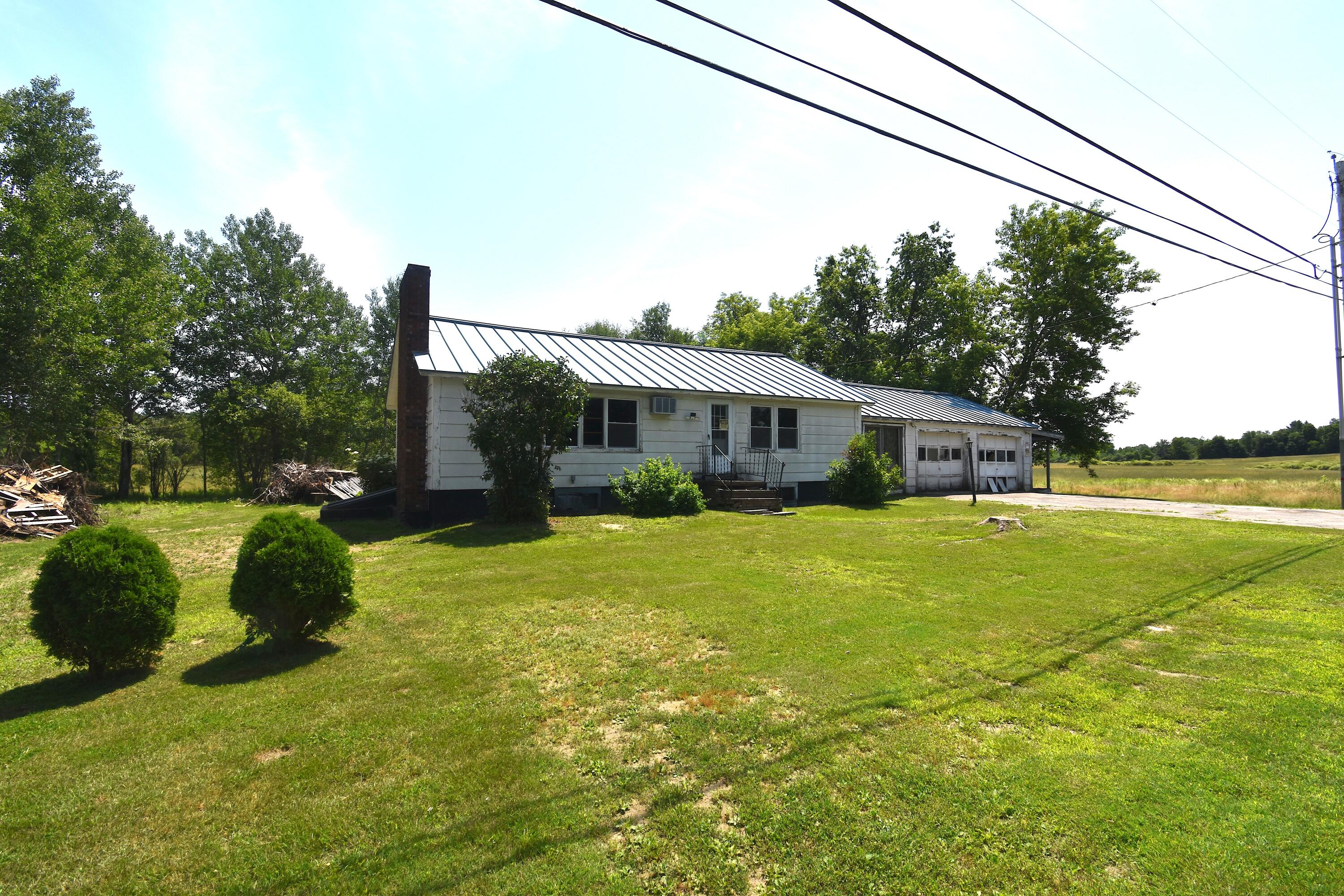 67 Mutton Lane Clinton, ME 04927 - Photo 2 of 18 exterior