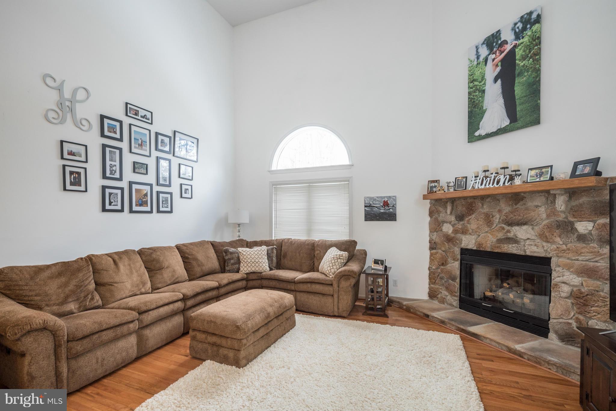3671 Hooper Road New Windsor, MD 21776 - Photo 12 of 30 Family Room