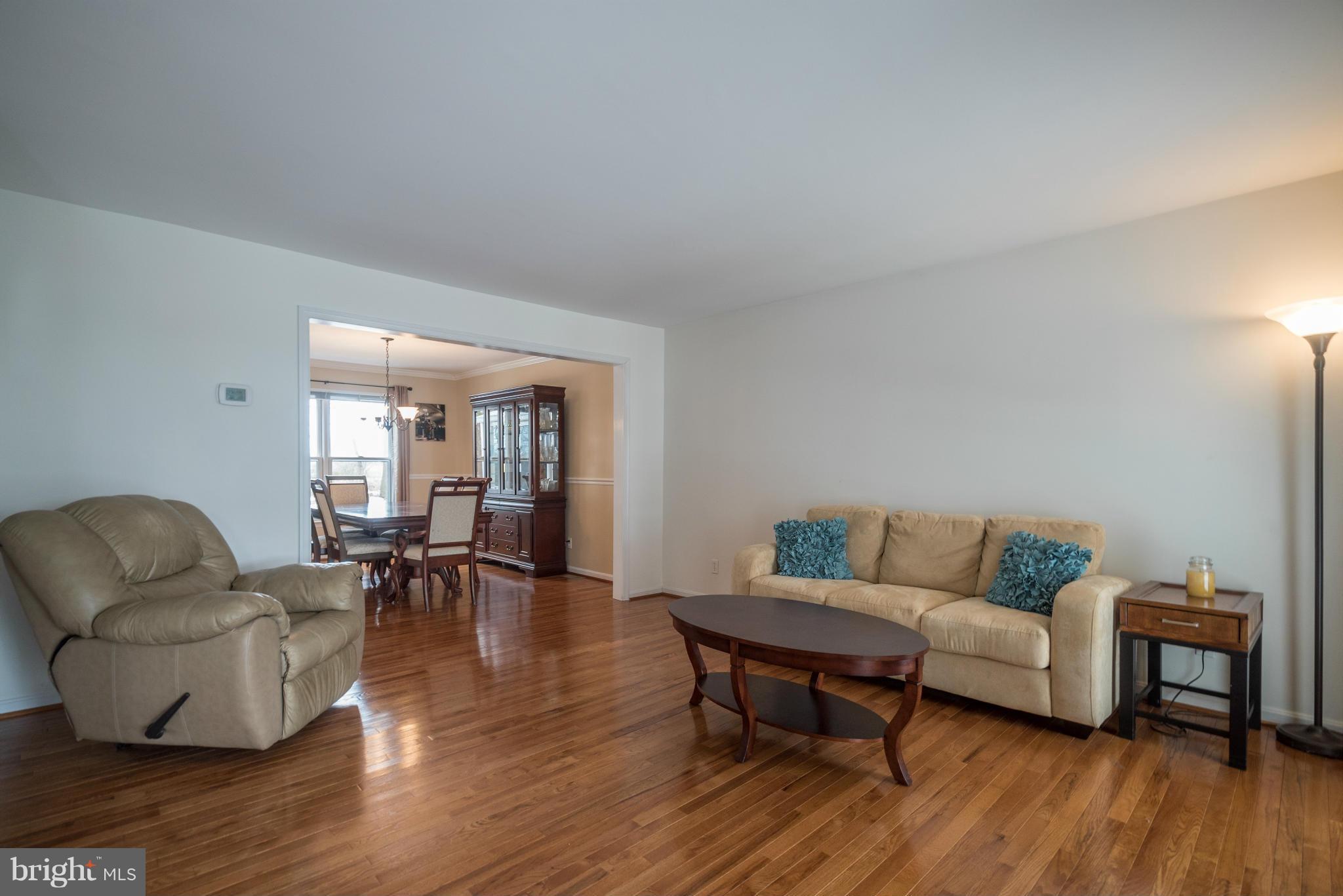 3671 Hooper Road New Windsor, MD 21776 - Photo 4 of 30 Living Room