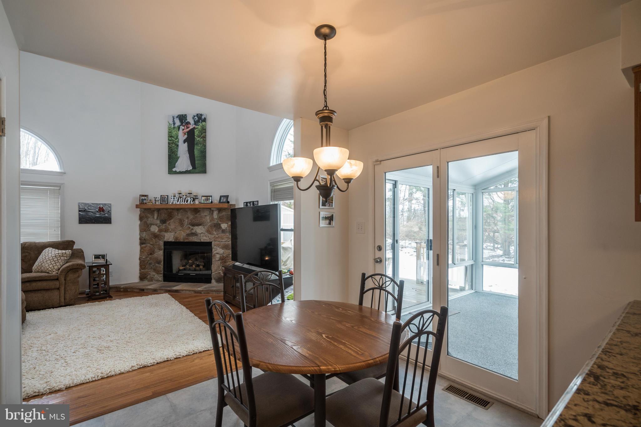3671 Hooper Road New Windsor, MD 21776 - Photo 10 of 30 Family Room