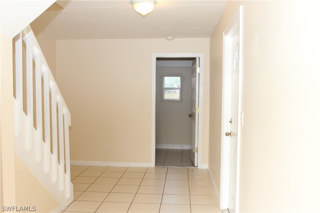8461 Cardinal Road Fort Myers, FL 33967 - Photo 2 of 19 a view of a hallway
