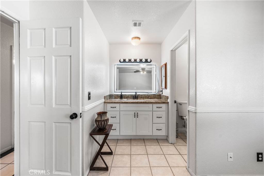 5241 East Ave R 12 Palmdale, CA 93552 - Photo 33 of 48 Gallery Image 33