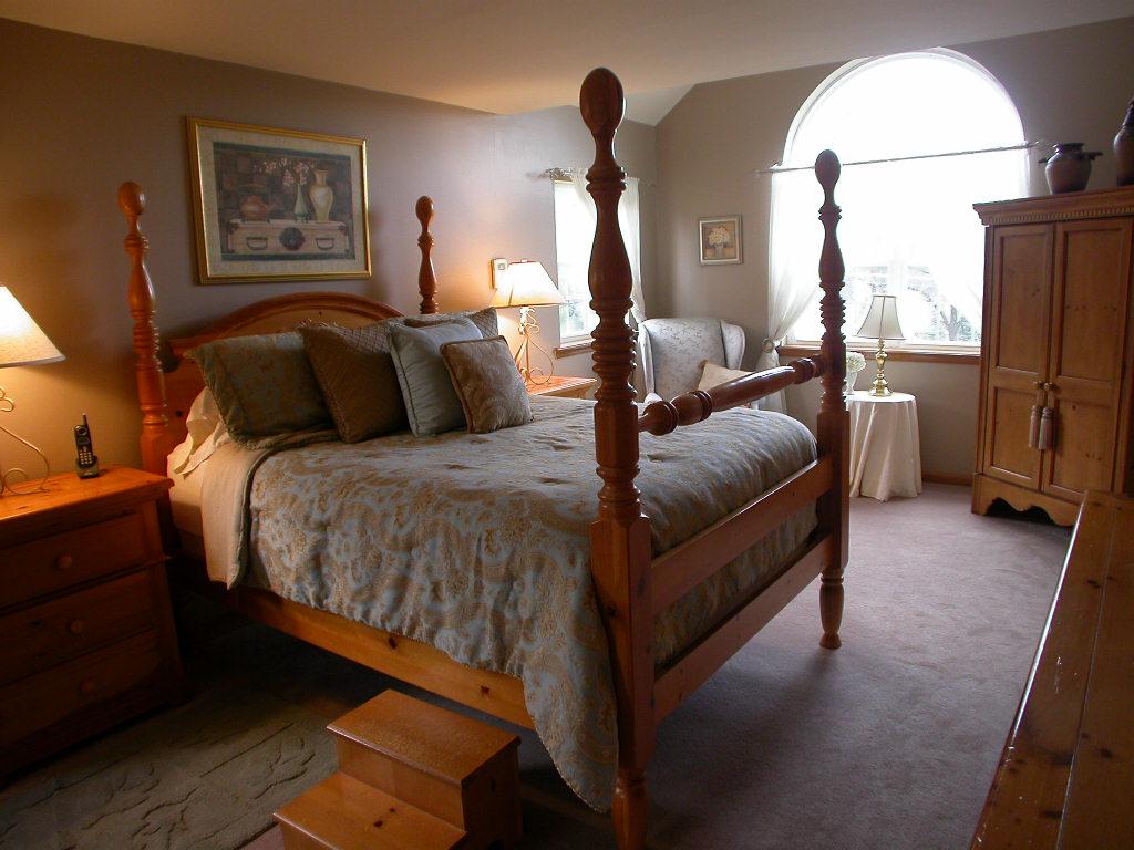 450 Pennell Road Saylorsburg, PA 18353 - Photo 6 of 6 Master Bedroom