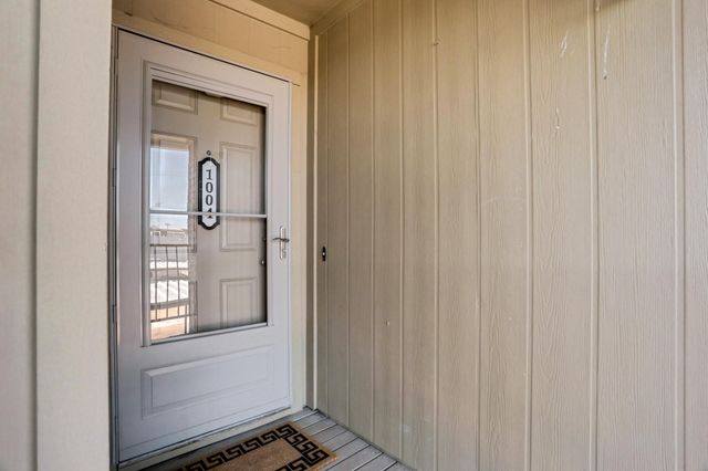 $145,000 | 700 Thicket Lane, Unit 1004, Houston, TX 77079