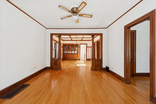 $835,000 | 7252 North Bell Avenue, Chicago, IL 60645