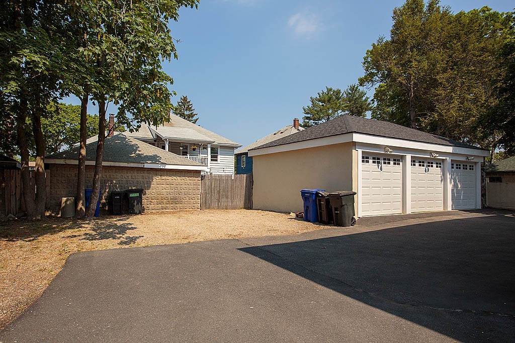 22 Brandon Road, Unit A Milton, MA 02186 - Photo 3 of 23 Gallery Image 3