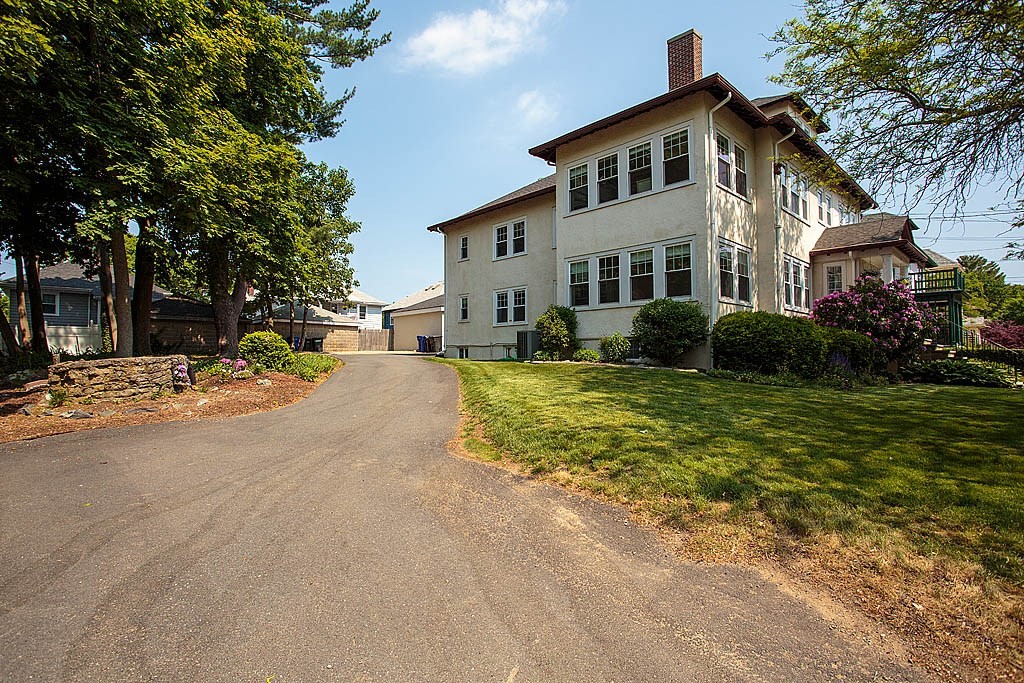 22 Brandon Road, Unit A Milton, MA 02186 - Photo 5 of 23 Gallery Image 5