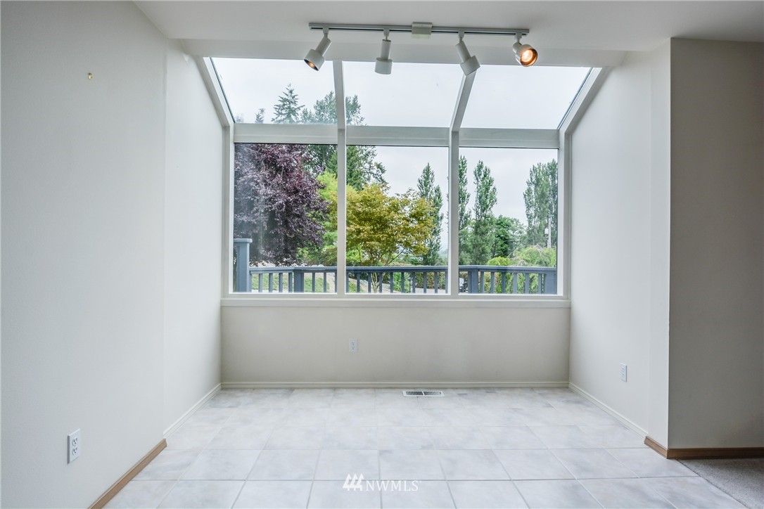 1611 Hoag Road Mount Vernon, WA 98273 - Photo 10 of 25 Gallery Image 10