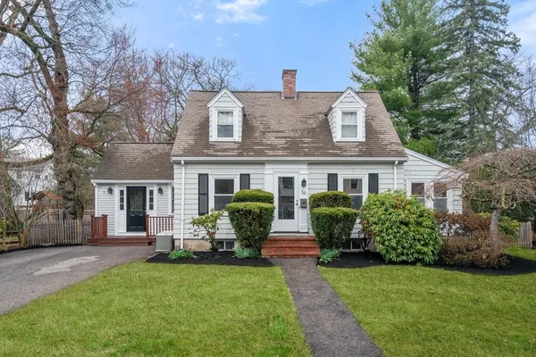 $1,495,000 | 19 Overlook Road, Needham, MA 02492