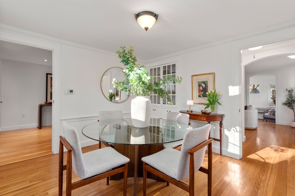19 Overlook Road Needham, MA 02492 - Photo 7 of 36