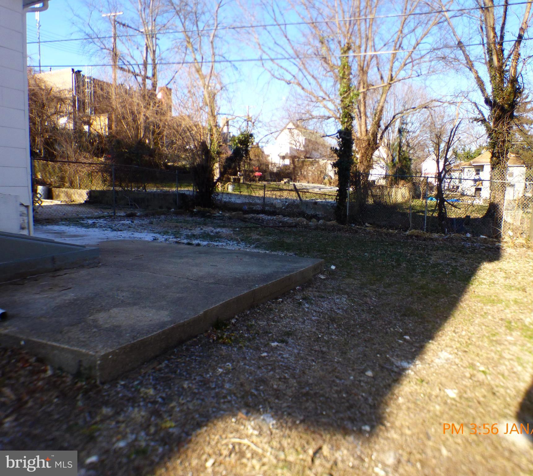 3102 Cedarhurst Road Baltimore, MD 21214 - Photo 23 of 42 a view of backyard with green space