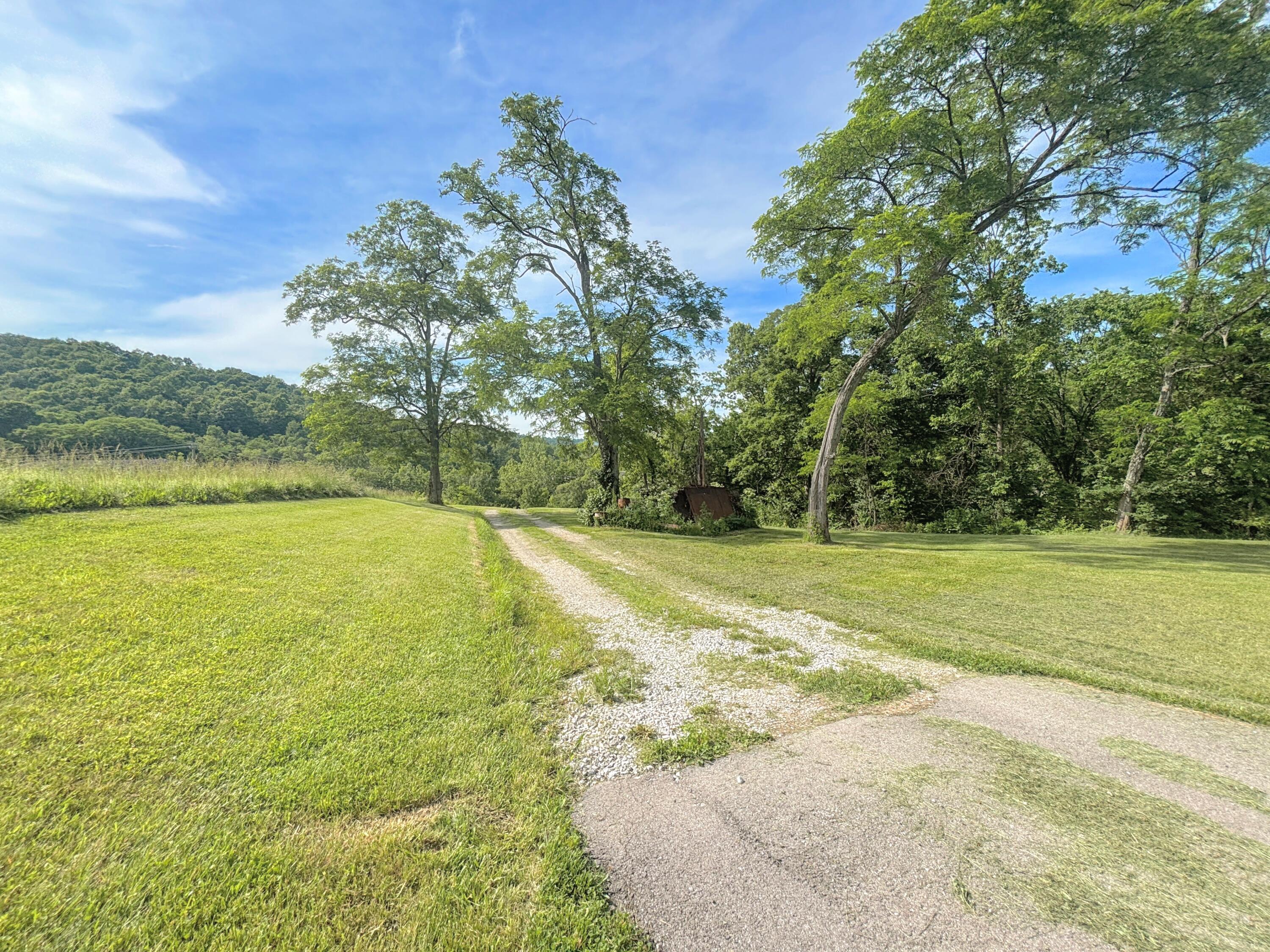 303 Madison Pike Fort Mitchell, KY 41017 - Photo 7 of 9