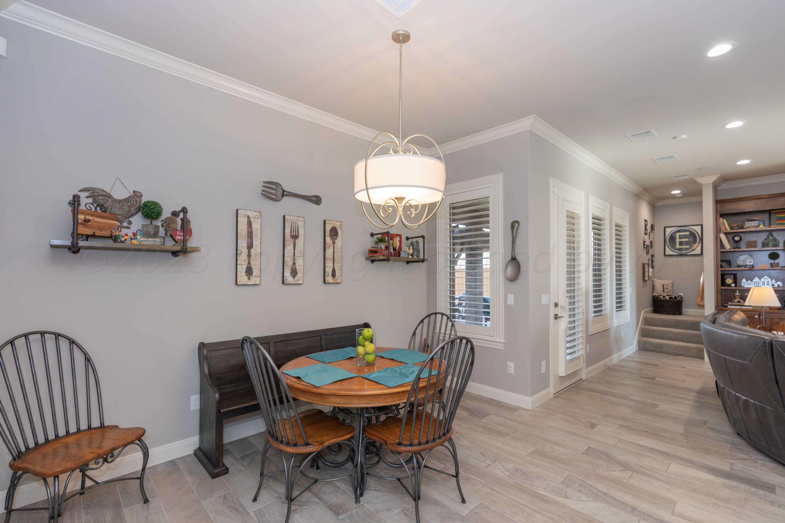5402 Wesley Road Amarillo, TX 79119 - Photo 16 of 48 DINING VIEW 3