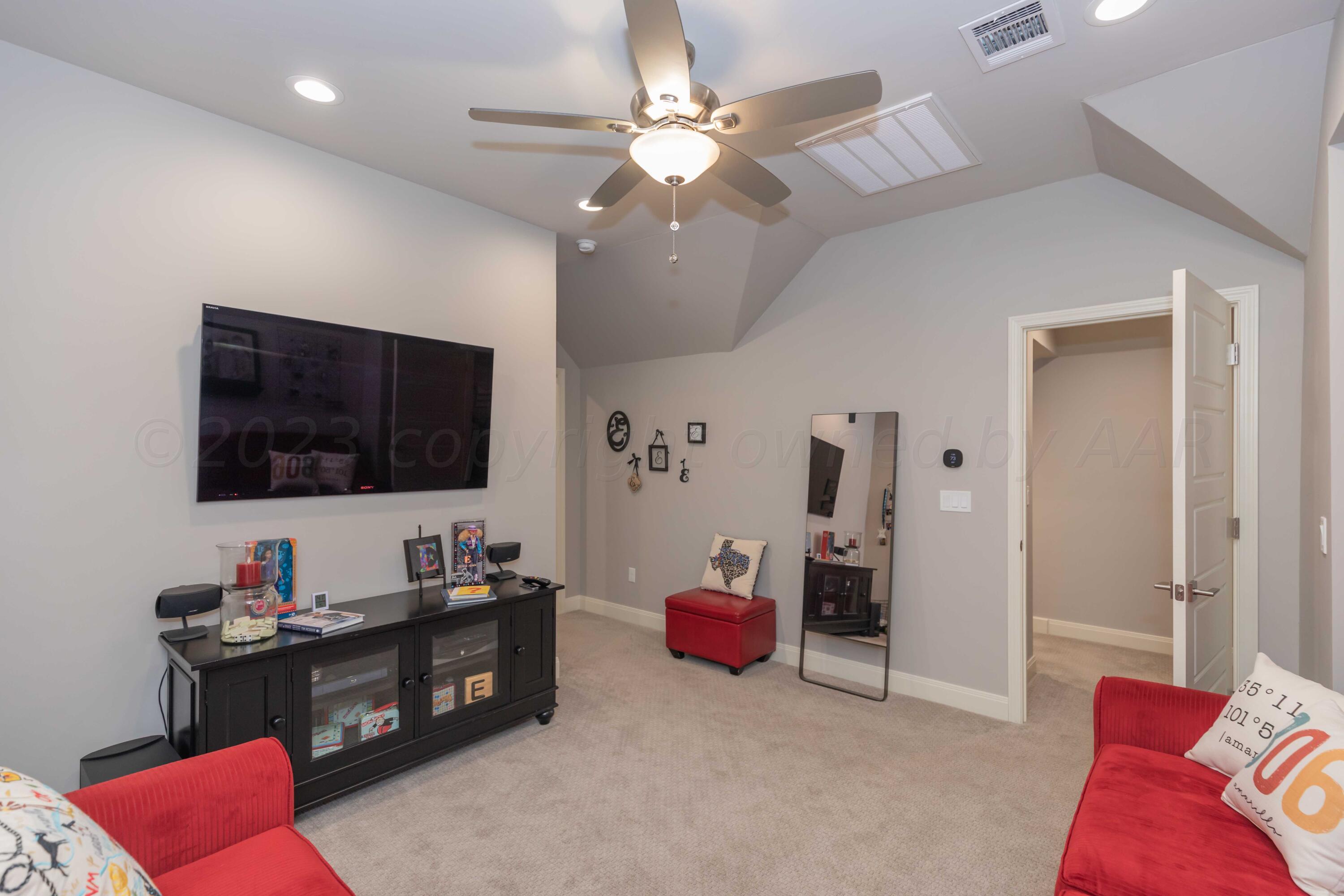 5402 Wesley Road Amarillo, TX 79119 - Photo 38 of 48 BONUS ROOM VIEW 1