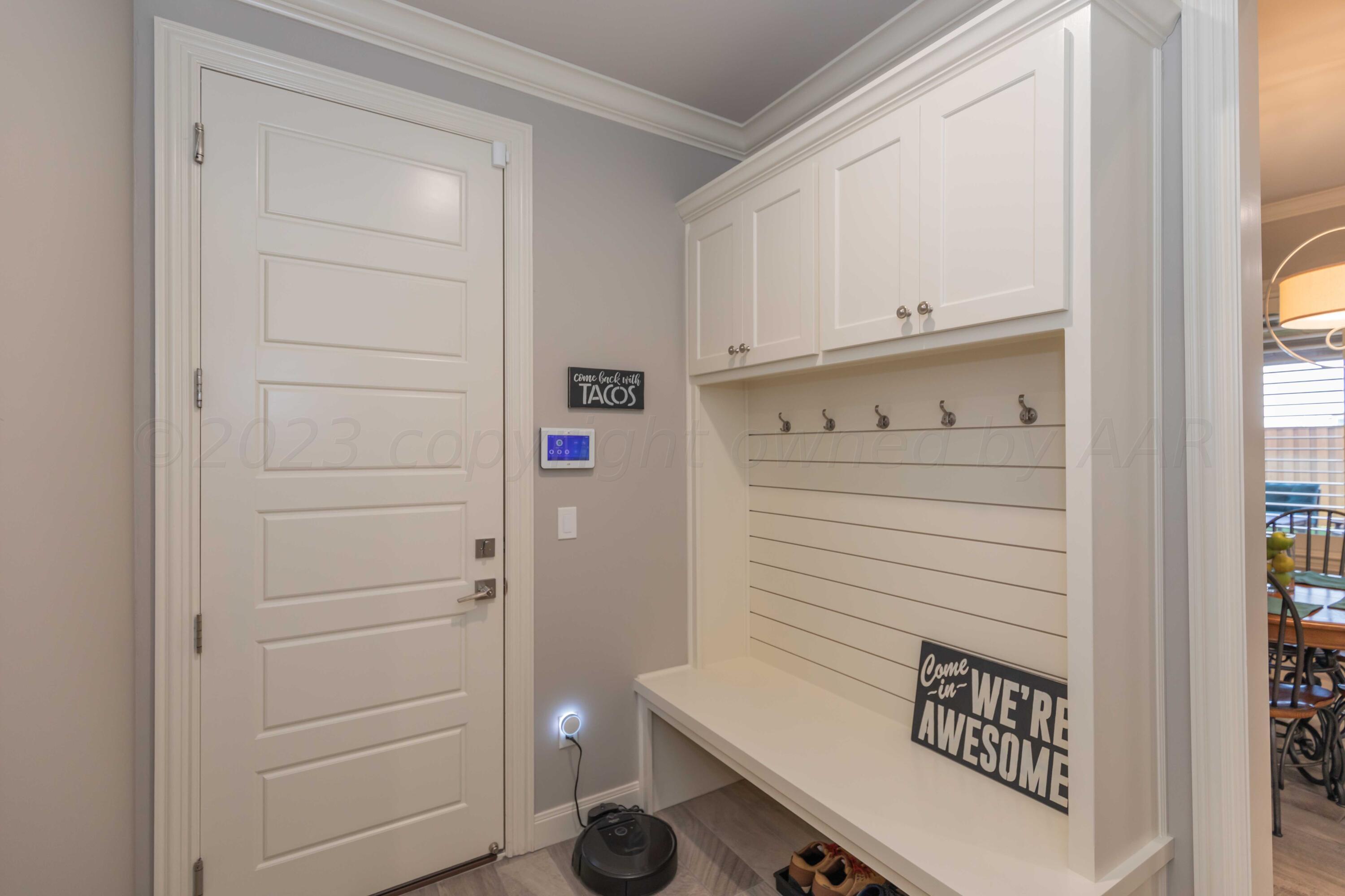 5402 Wesley Road Amarillo, TX 79119 - Photo 41 of 48 MUD ROOM