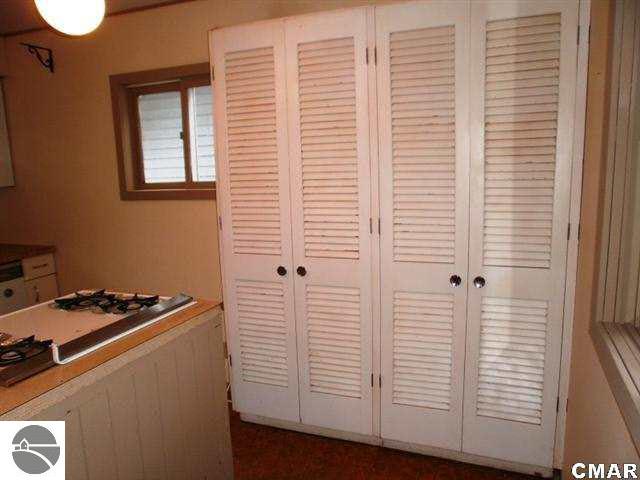 6064 West Lincoln Road Elwell, MI 48832 - Photo 8 of 25 1769579-7.JPG