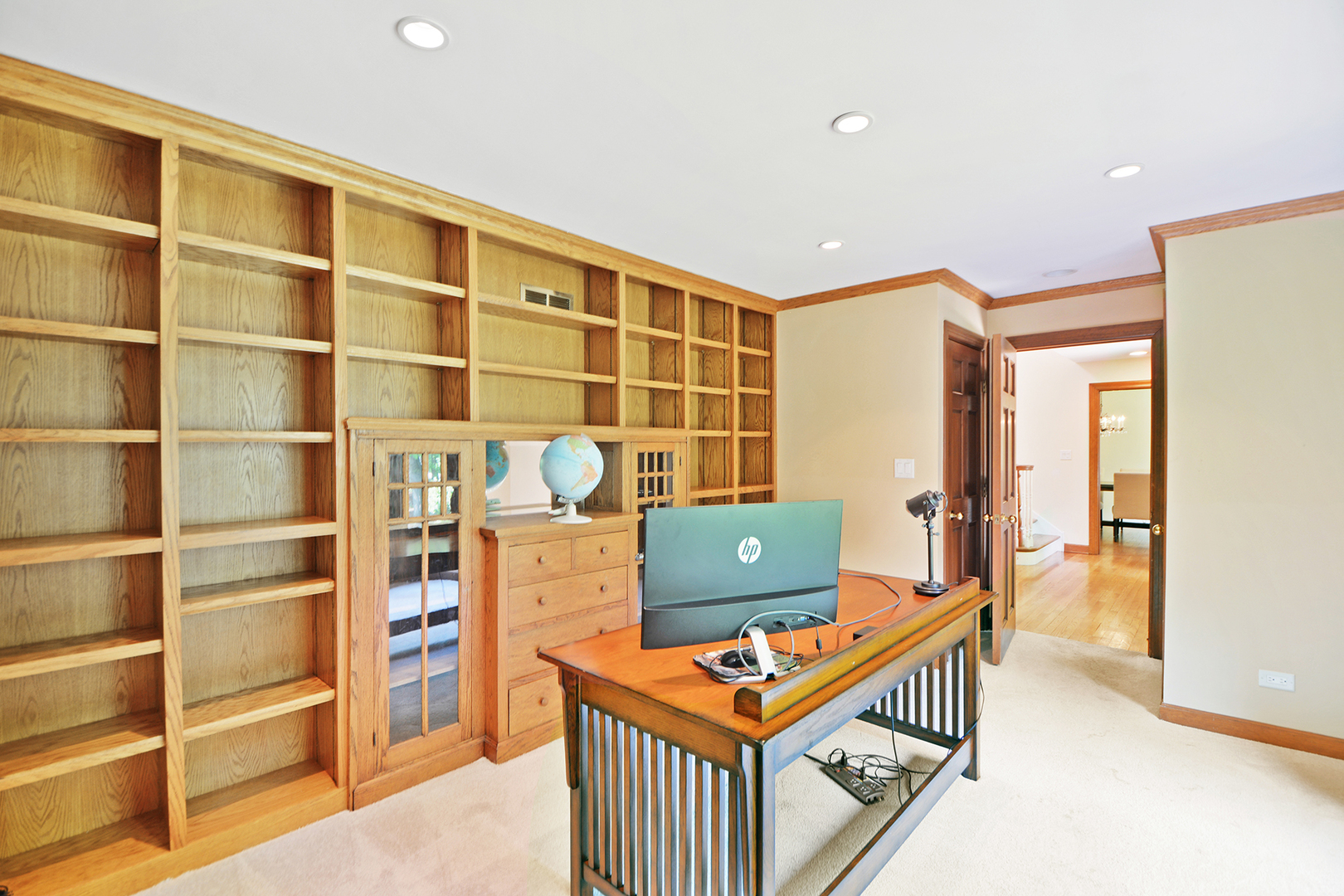 24 Robin Crest Road Hawthorn Woods, IL 60047 - Photo 15 of 44 Gallery Image 15