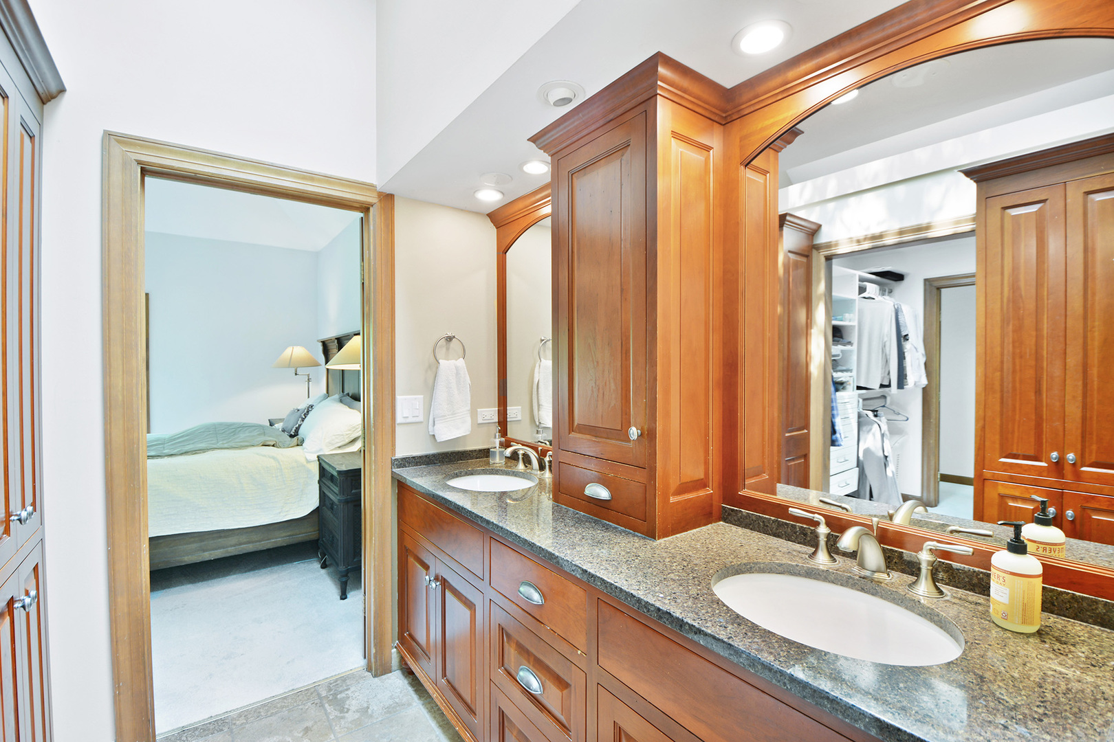24 Robin Crest Road Hawthorn Woods, IL 60047 - Photo 23 of 44 Gallery Image 23