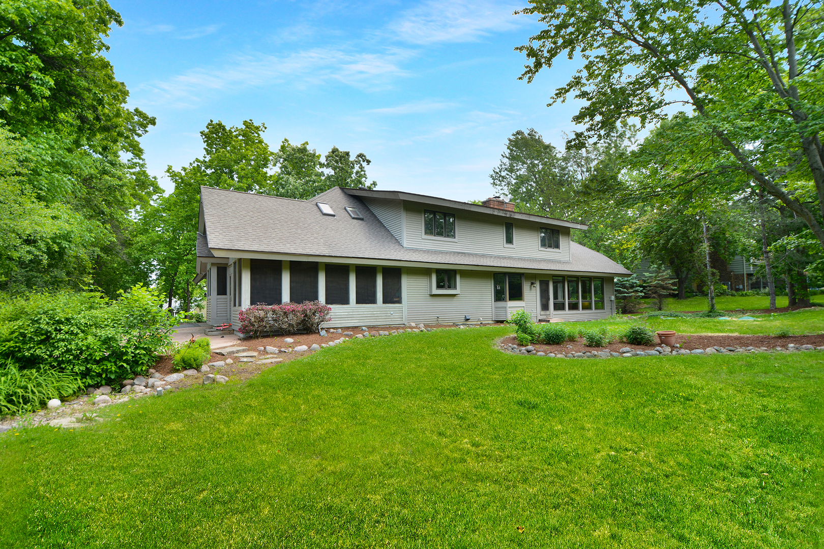 24 Robin Crest Road Hawthorn Woods, IL 60047 - Photo 44 of 44 Gallery Image 44