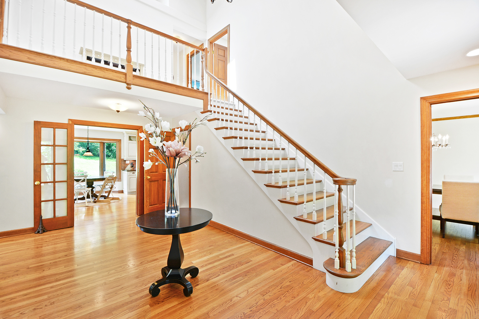 24 Robin Crest Road Hawthorn Woods, IL 60047 - Photo 5 of 44 Gallery Image 5