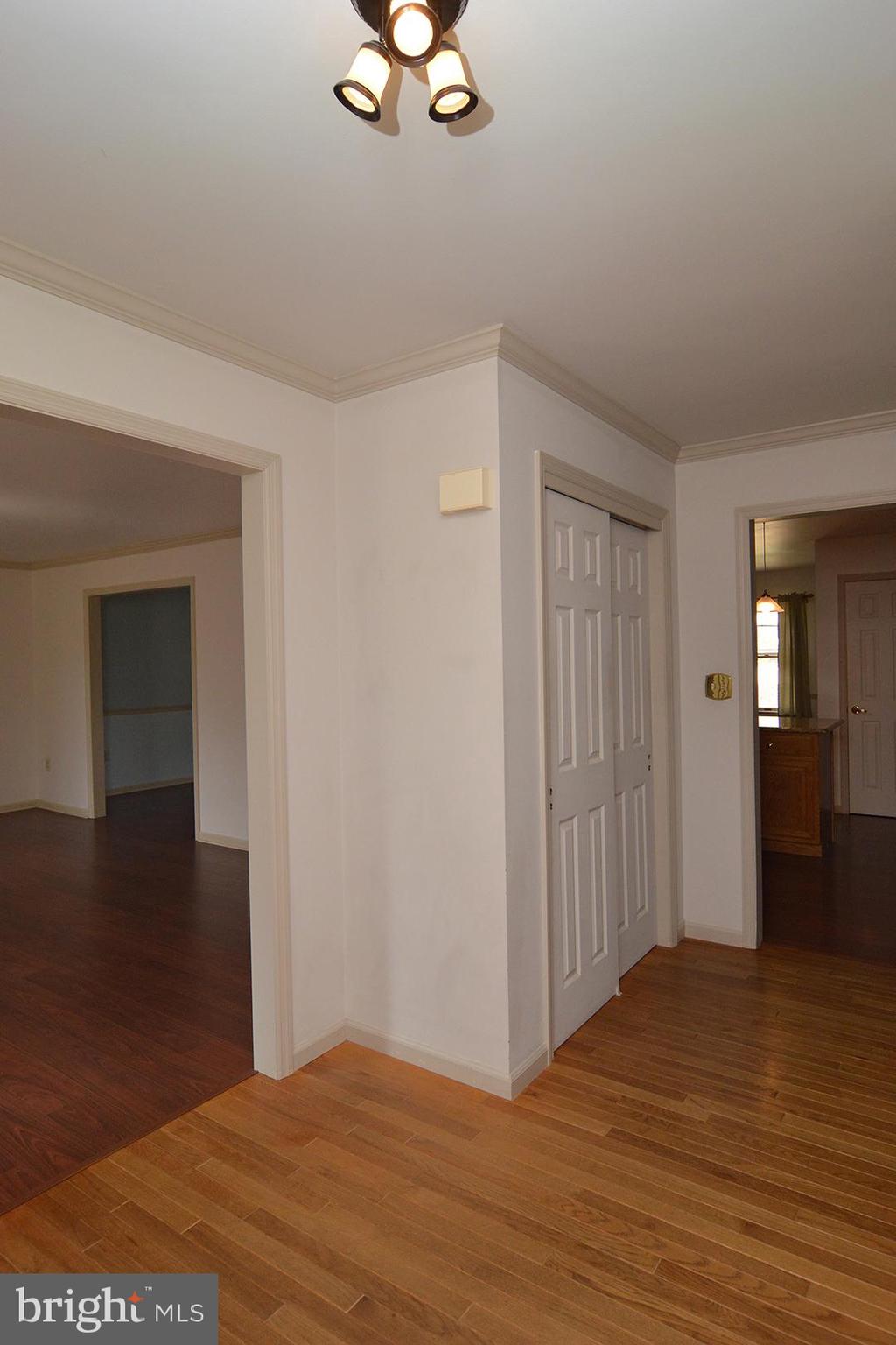 56 Rim View Lane Reading, PA 19607 - Photo 4 of 43 Entrance
